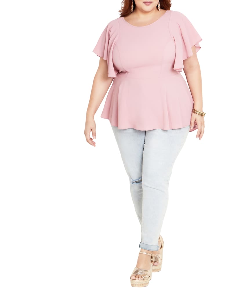 Front of a model wearing a size S Silas Romantic Mood Top in Blush by City Chic. | dia_product_style_image_id:300292